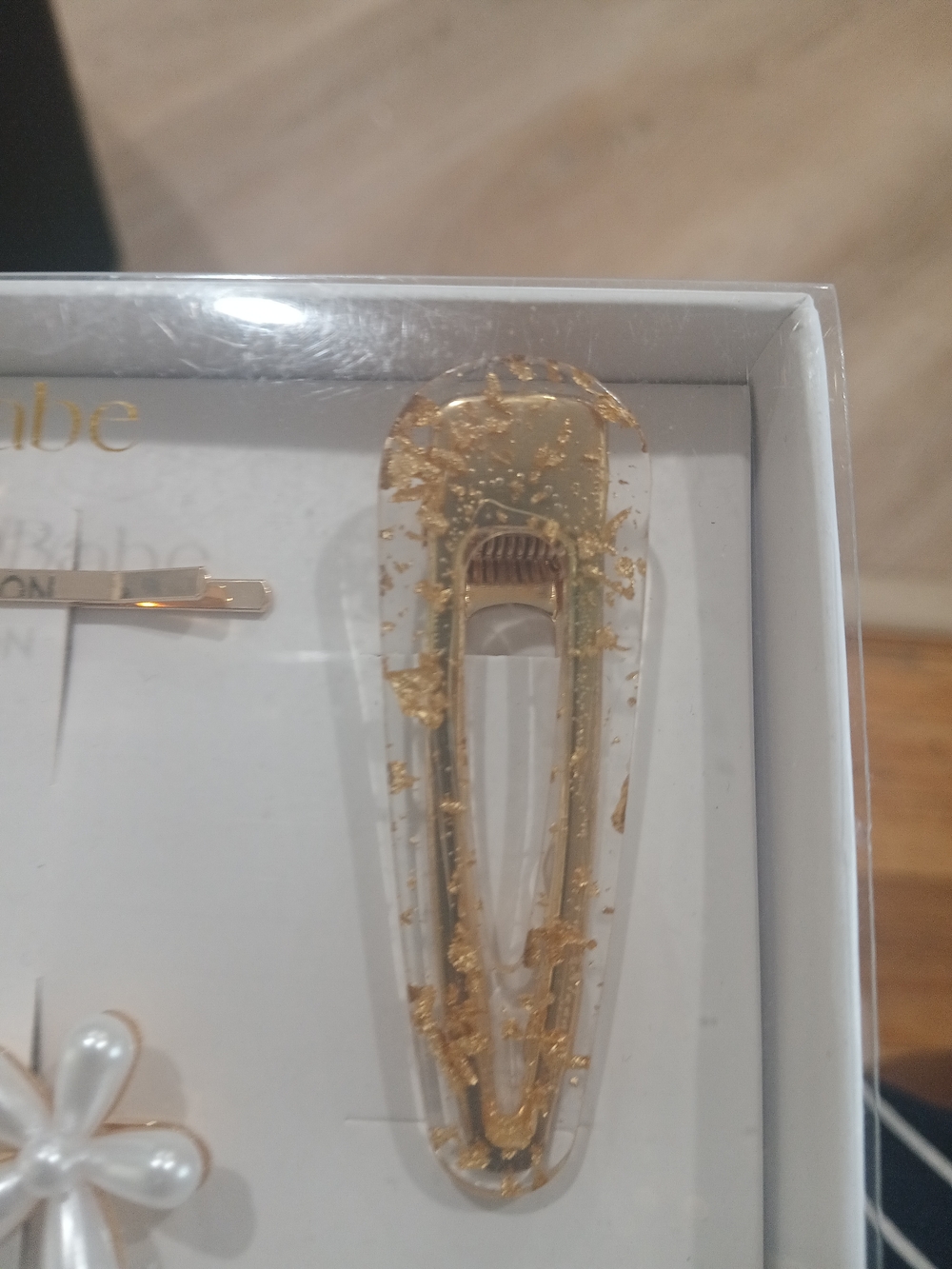 Pearl & Gold Hair Pin Set - White and Gold - Picture 2 of 7